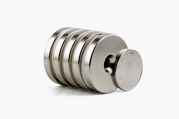 Magneti ad alte prestazioni per strumenti di precisione